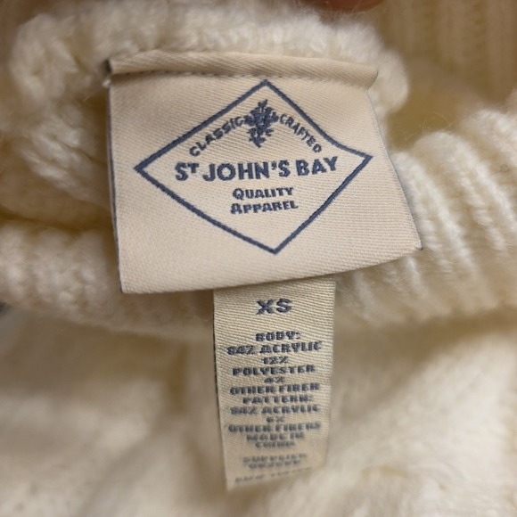 NEW St Johns Bay Women Fuzzy Sweater Size XS Cream Base with Multi Color Stripes - Picture 5 of 6
